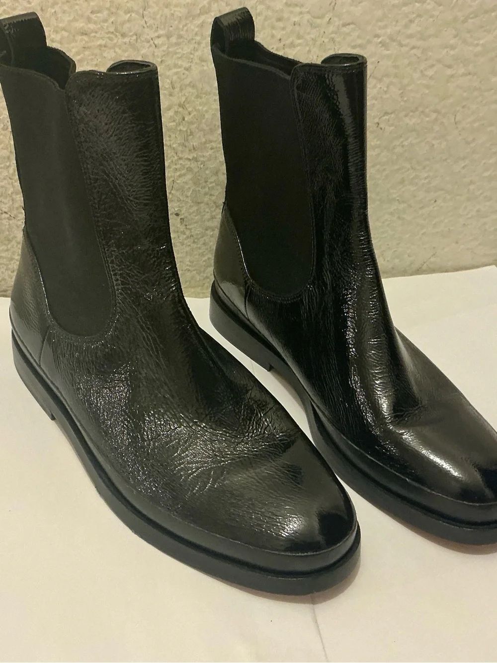 Vince Cecyl Black Metallic Chelsea Ankle Boots size 7